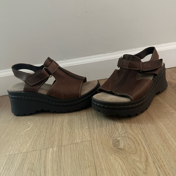 Mia sandals - Picture 2 of 2